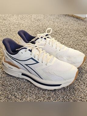 B4 Diadora Cellula Men's Size 11.5M High Cushioned Running Shoes SM898396